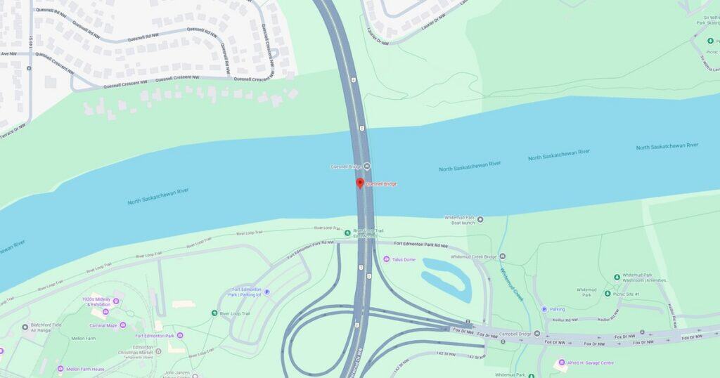Detailed map showing the North Sacramento River, surrounding roads, bridges, and nearby parks for navigation and geographic reference.